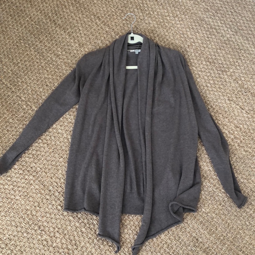 BB Dakota brown sweater